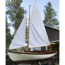 Dacron® Supercruise 4 Oz. White Sailcloth 58" -Famous Fabric Store Dacron Supercruise 4oz White 60 701