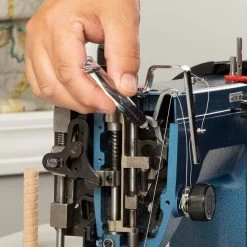 Needle Point Oiler For Sewing Machines -Famous Fabric Store Needle Point Oiler for Sewing Machines 3